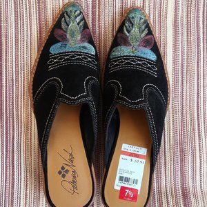 Patricia Nash Black Suede hand Painted Mules 7.5